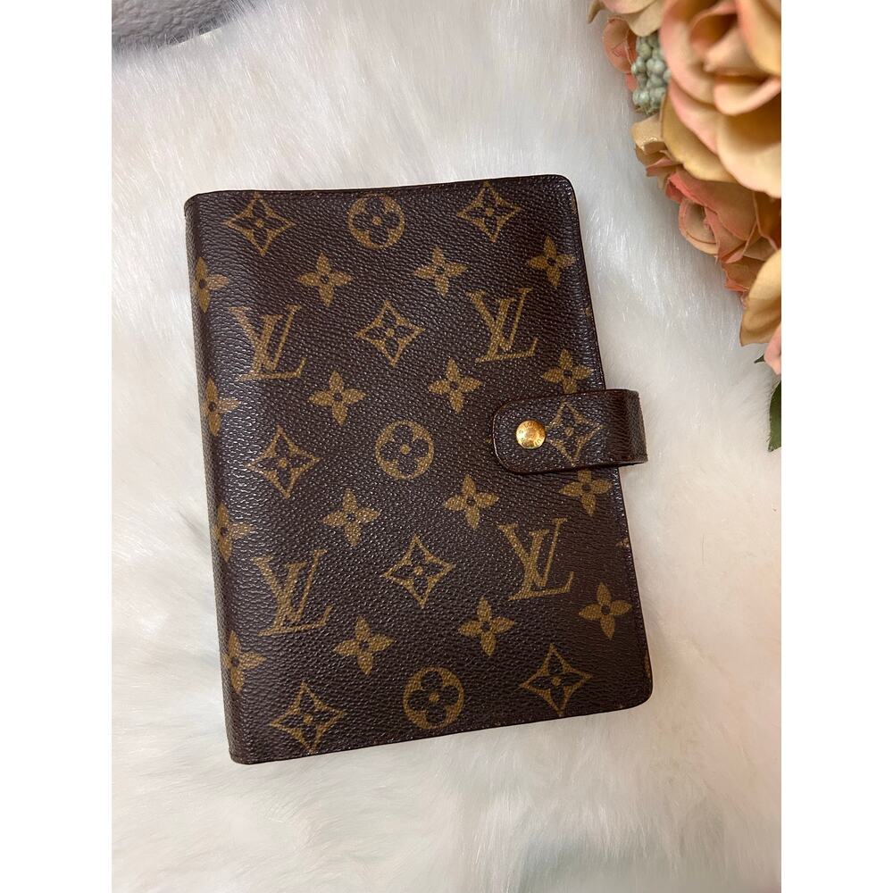 Louis Vuitton Vintage Monogram MM Medium Ring Agenda Cover 1997 SP1917 France